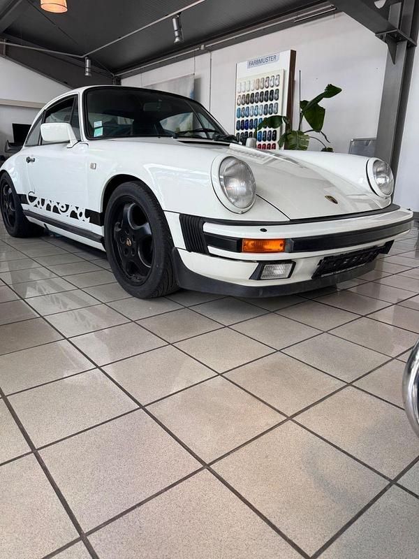 Weiß Gebraucht 1985 Porsche 911 Coupé | 30.000 € - Bild 1/4