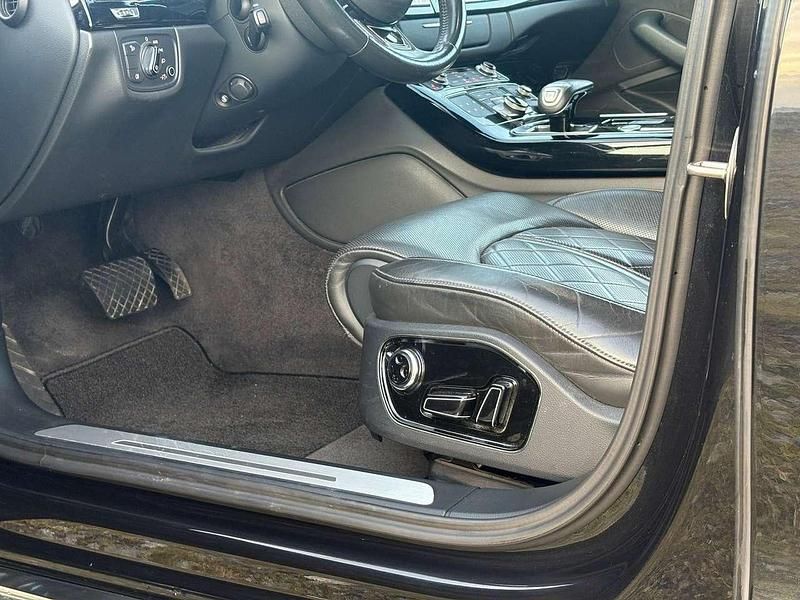 Gebraucht Audi A8 250 PS (183 kW) 2012 Schwarz Limousine