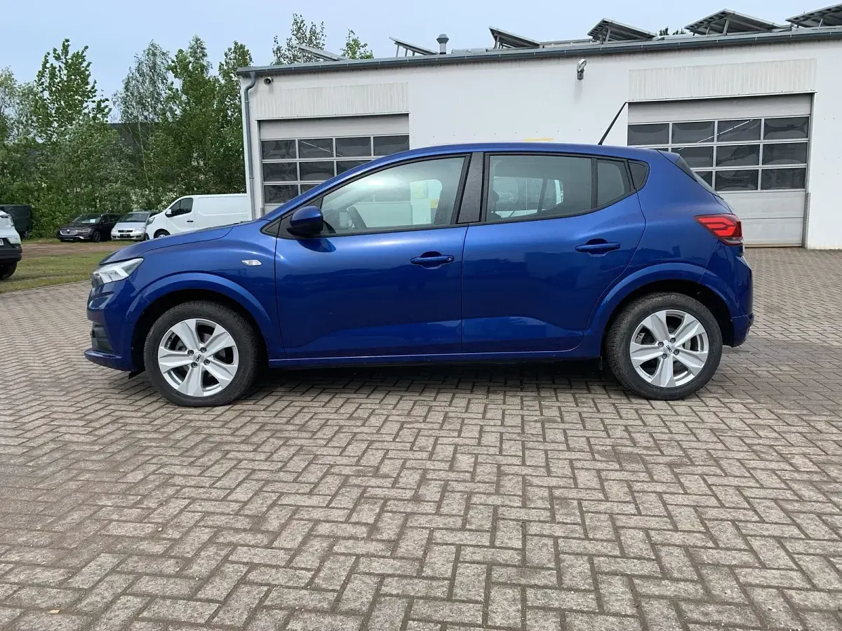 Gebraucht Dacia Sandero Expression 91 PS (66 kW) 2023 Blau Kleinwagen