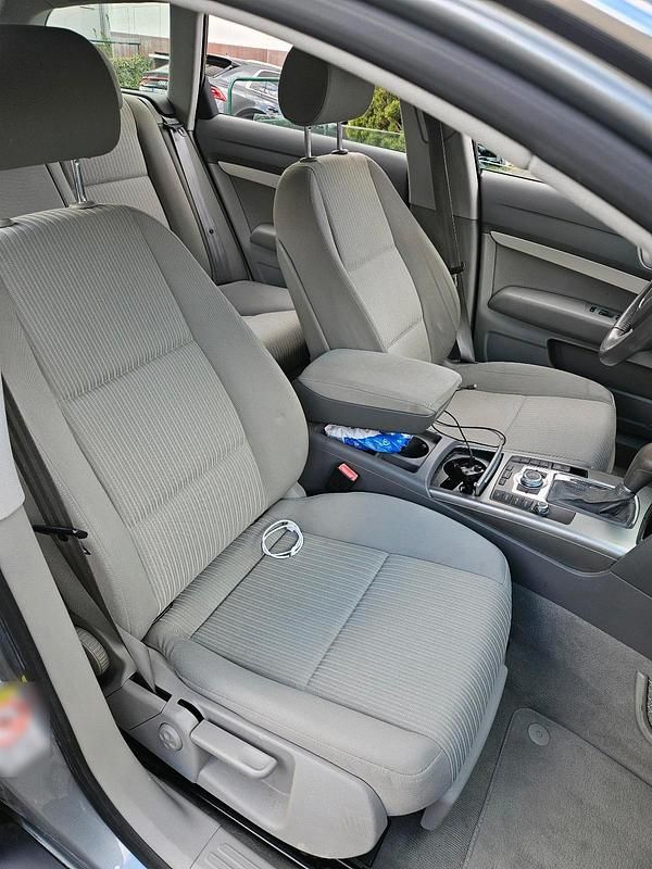 Usado Audi A6 180 HP (132 kW) 2007 Prateado Carrinha