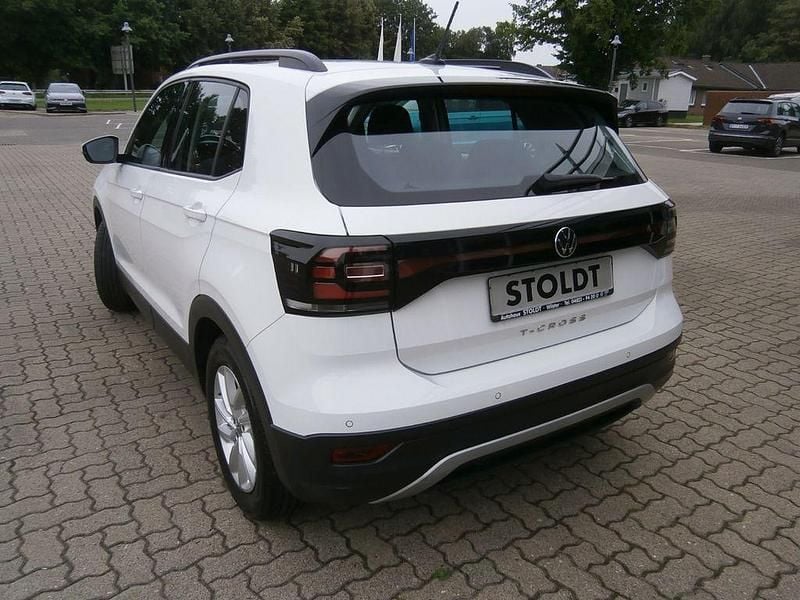 Gebraucht VW T-Cross Life 110 PS (80 kW) 2022 Pure white SUV