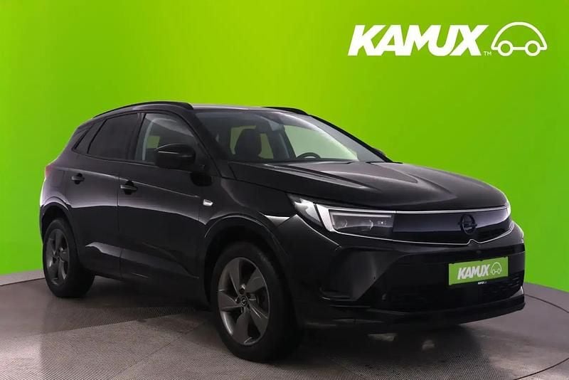 Gebraucht Opel Grandland X 131 PS (96 kW) 2024 Black pearl paint/metallic lacquer SUV