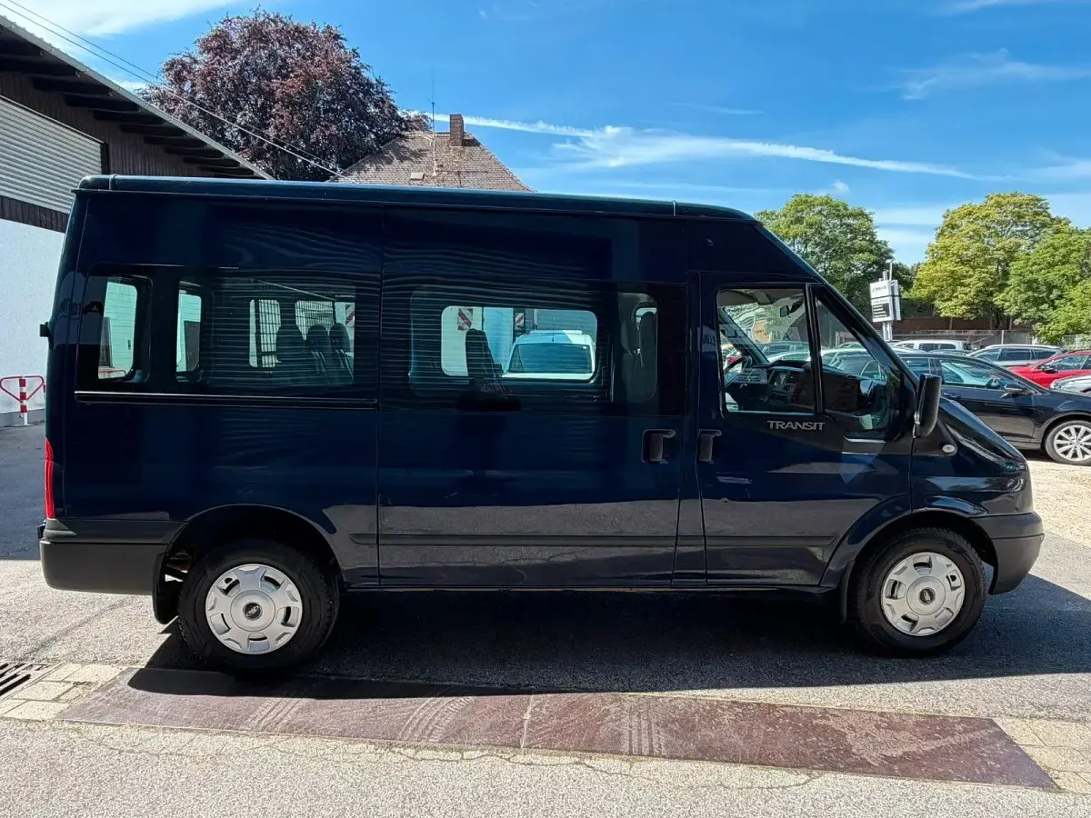 Gebraucht Ford Transit Trend 140 PS (102 kW) 2012 Blau Van / Kleinbus