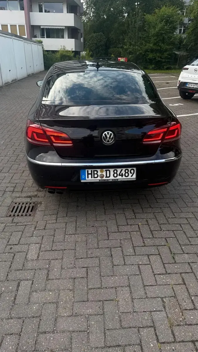 Gebraucht VW Passat 140 PS (102 kW) 2014 Schwarz Coupé