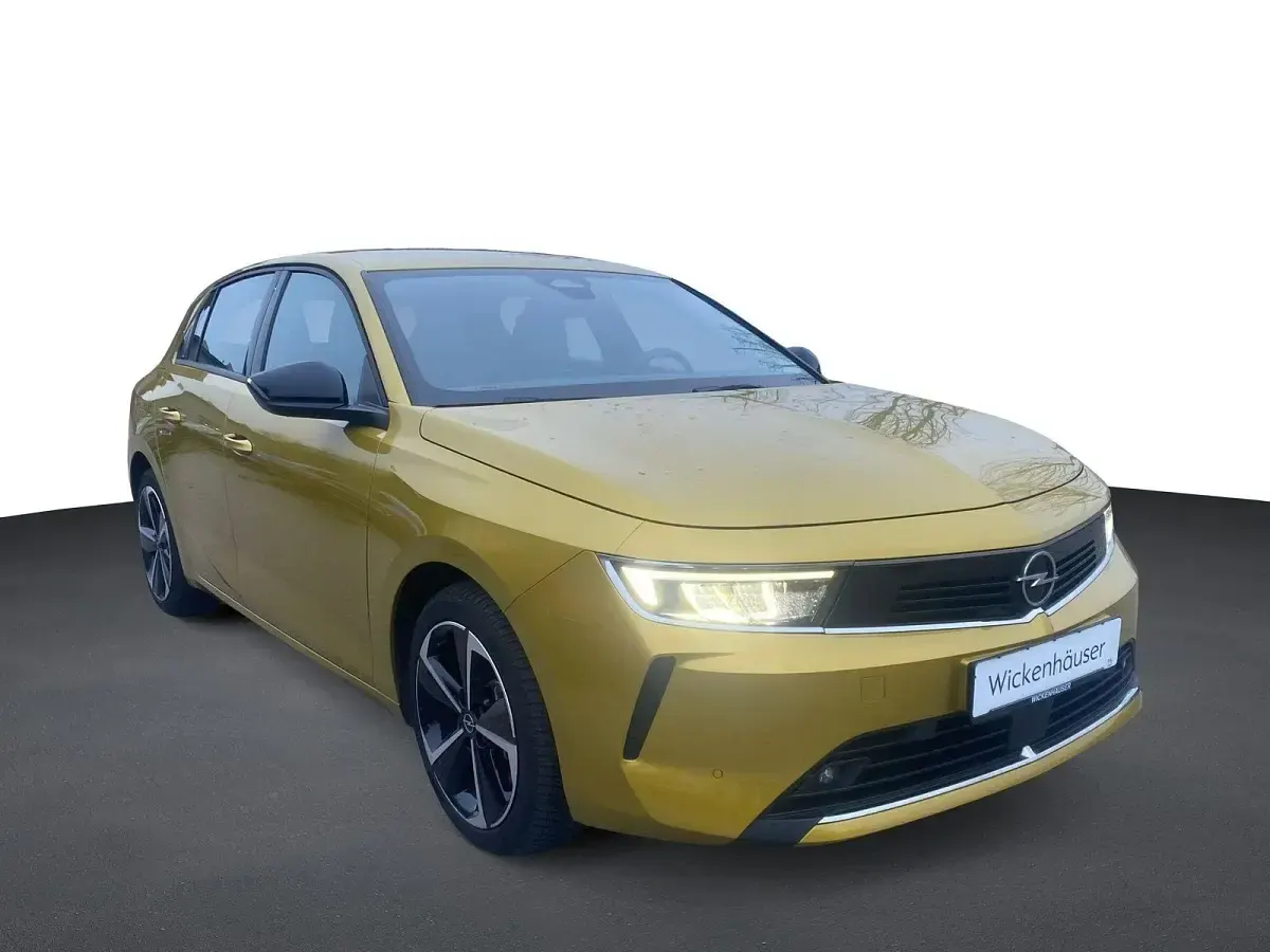 Usata Opel Astra Edition 181 CV (133 kW) 2022 Giallo Utilitaria