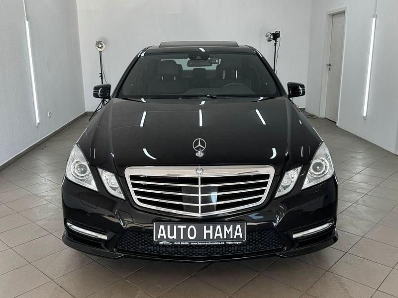 Używany Mercedes E500 AMG 408 KM (300 kW) 2012 Czarny Sedan/Limuzyna