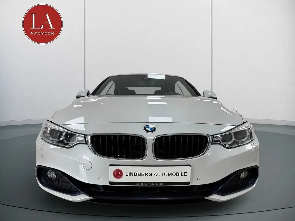 Gebraucht BMW 420 Cabriolet Sport Line 184 PS (135 kW) 2015 Mineralweiss metallic Cabrio