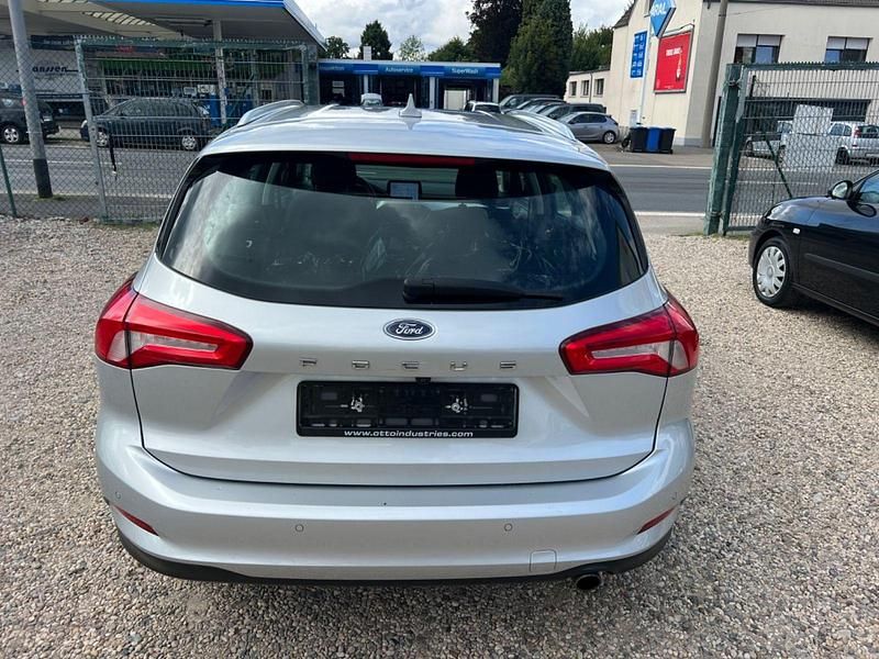 Gebraucht Ford Focus Cool & Connect 150 PS (110 kW) 2020 Silber Kombi