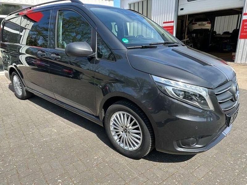 Gebraucht Mercedes Vito 237 PS (174 kW) 2021 Graphitgrau Van