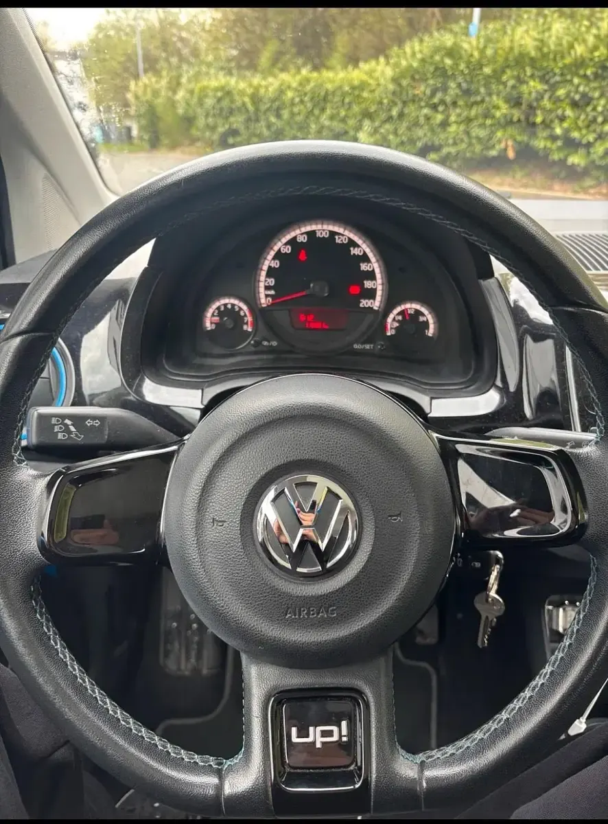 Gebraucht VW up! Cup 60 PS (44 kW) 2013 Blau Kleinwagen