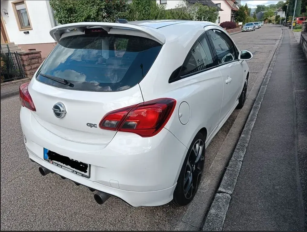 Gebraucht Opel Corsa OPC 207 PS (152 kW) 2016 Weiß Kleinwagen