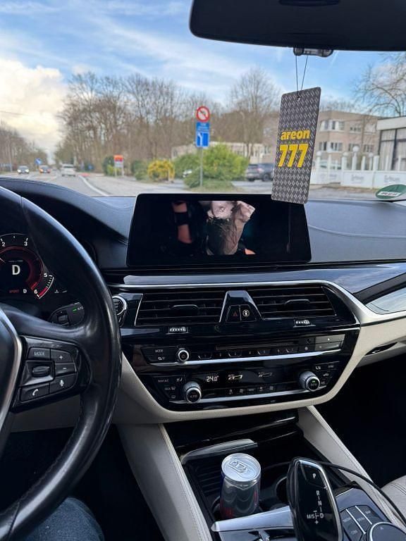 Gebraucht BMW 530 265 PS (194 kW) 2017 Limousine