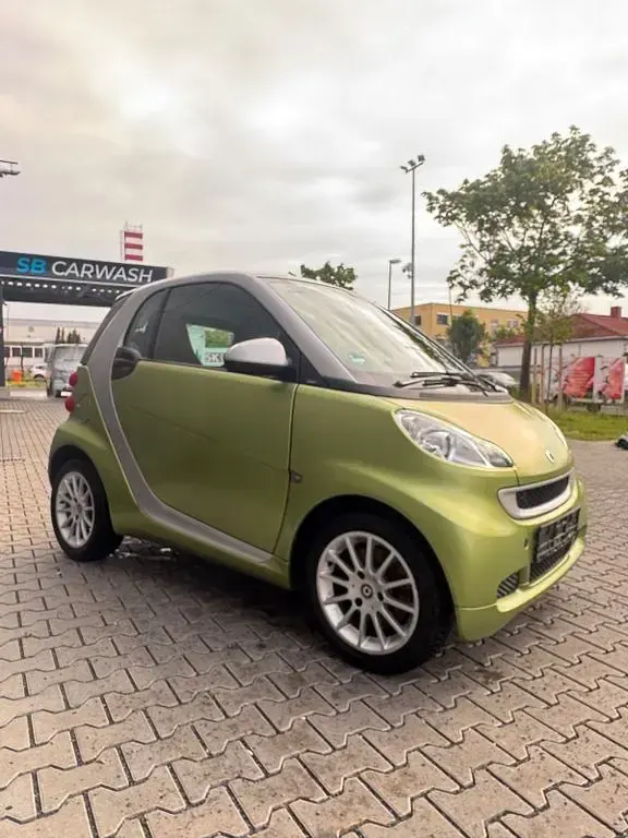 Gebraucht Smart ForTwo Coupé Passion 71 PS (52 kW) 2011 Grün Coupé