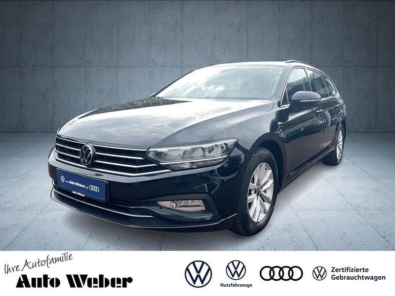 Schwarz Gebraucht 2021 VW Passat Business Kombi | 17.490 € (Guter Preis) - Bild 1/4
