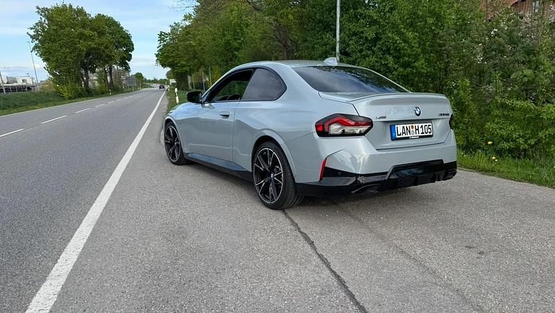 Grau Gebraucht 2022 BMW M240 M Sport Coupé | 40.900 € (Fairer Preis) - Bild 1/4