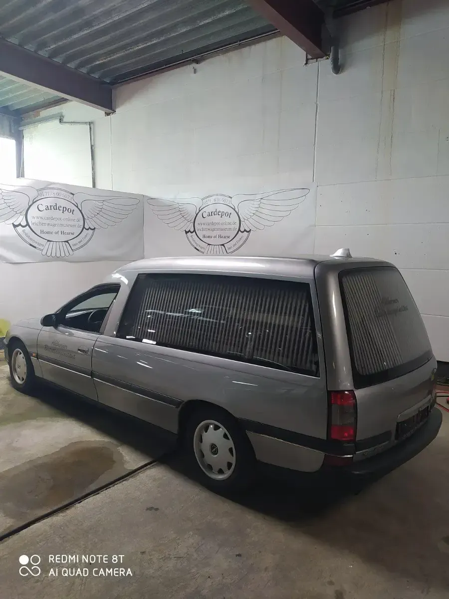 Gebraucht Opel Omega 136 PS (100 kW) 1999 Silber Kombi
