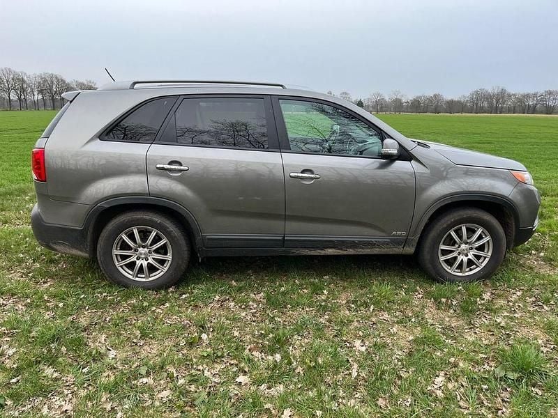 Gebraucht Kia Sorento Vision 197 PS (144 kW) 2011 Grau SUV