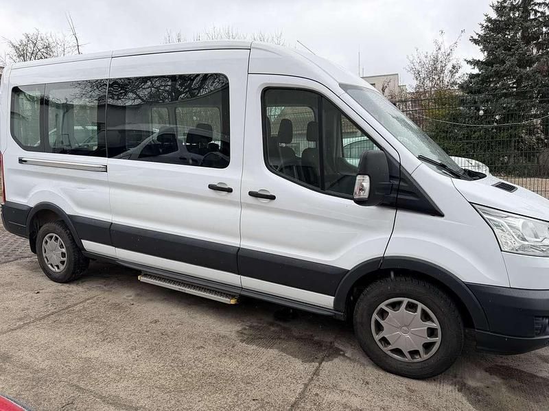 Gebraucht Ford Transit Trend 131 PS (96 kW) 2019 Frostweiß Van / Kleinbus