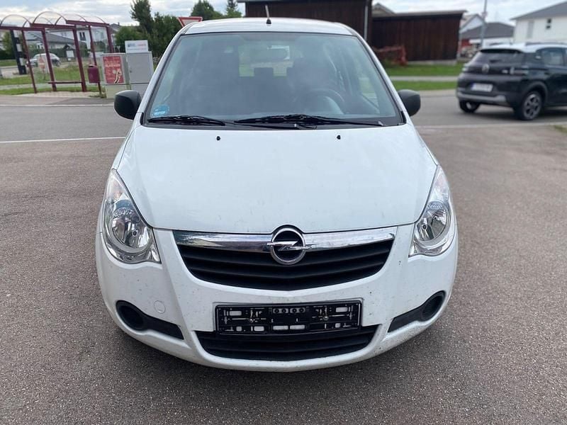 Weiß Gebraucht 2011 Opel Agila Basis Kleinwagen | 1.390 € (Superpreis) - Bild 1/4