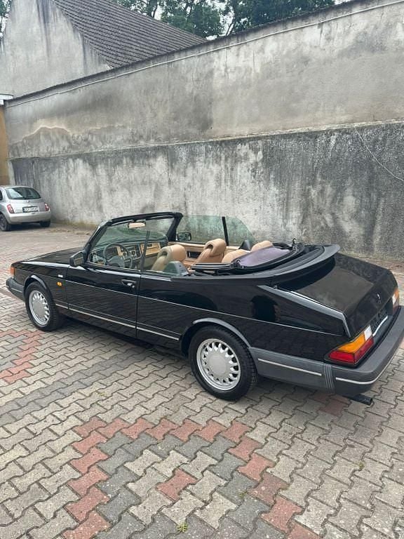 Schwarz Gebraucht 1990 Saab 900 Cabriolet Cabrio | 10.900 € - Bild 1/4