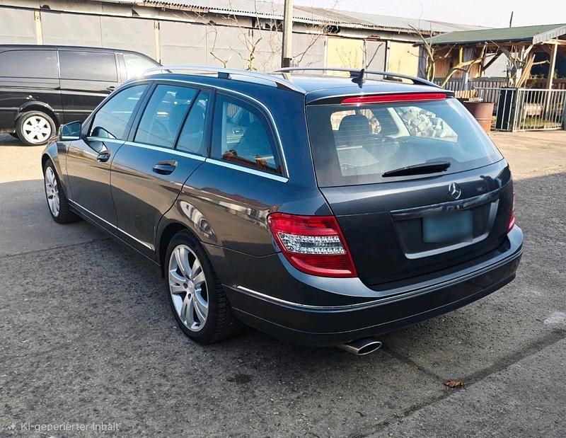 Gebraucht Mercedes C250 204 PS (150 kW) 2010 Grau Kombi
