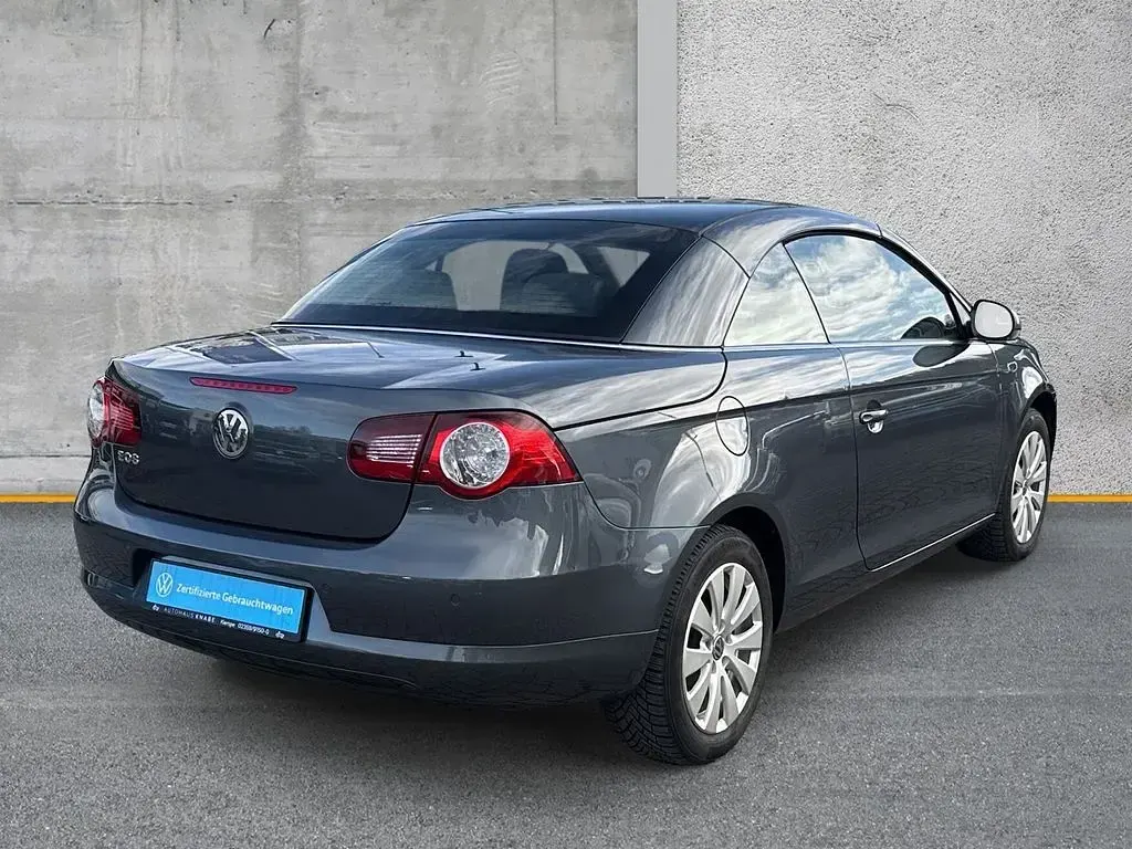 Gebraucht VW Eos 122 PS (89 kW) 2008 Grau Cabrio
