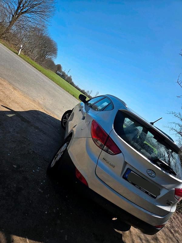 Gebraucht Hyundai ix35 116 PS (85 kW) 2013 Grau SUV