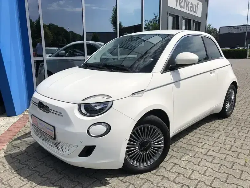 Gebraucht Fiat 500e 86 kW (118 PS) 2024 Weiß Kleinwagen