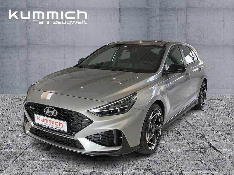 Shimmering silver Neu 2025 Hyundai i30 N Line Limousine | 30.280 € (Etwas zu teuer) - Bild 1/4