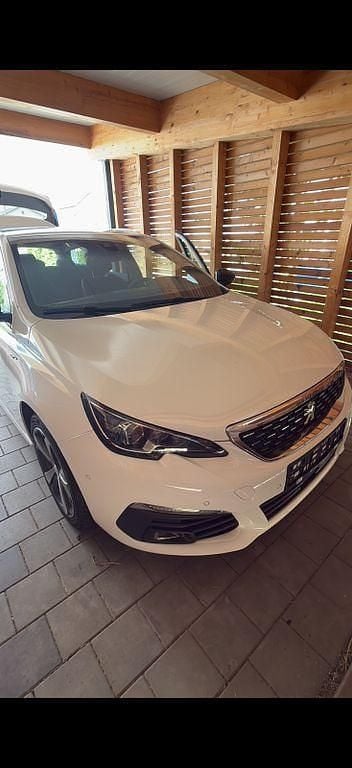 Gebraucht Peugeot 308 GT 131 PS (96 kW) 2020 Weiß Kombi