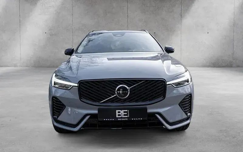 Nowe Volvo XC60 Plus 455 KM (334 kW) 2026 Szary SUV