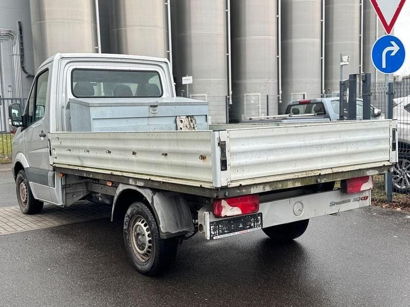 Gebraucht Mercedes Sprinter 95 PS (69 kW) 2010 Silber
