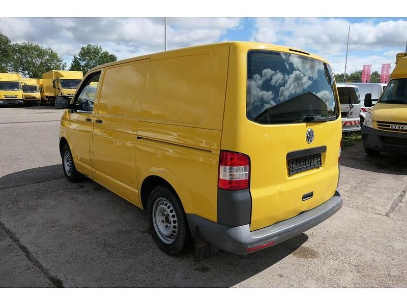 Gebraucht VW T5 84 PS (61 kW) 2012 Ginstergelb r1032 Van
