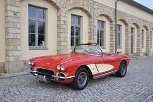 Rot Gebraucht 1962 Chevrolet Corvette Cabrio | 89.000 € - Bild 1/4