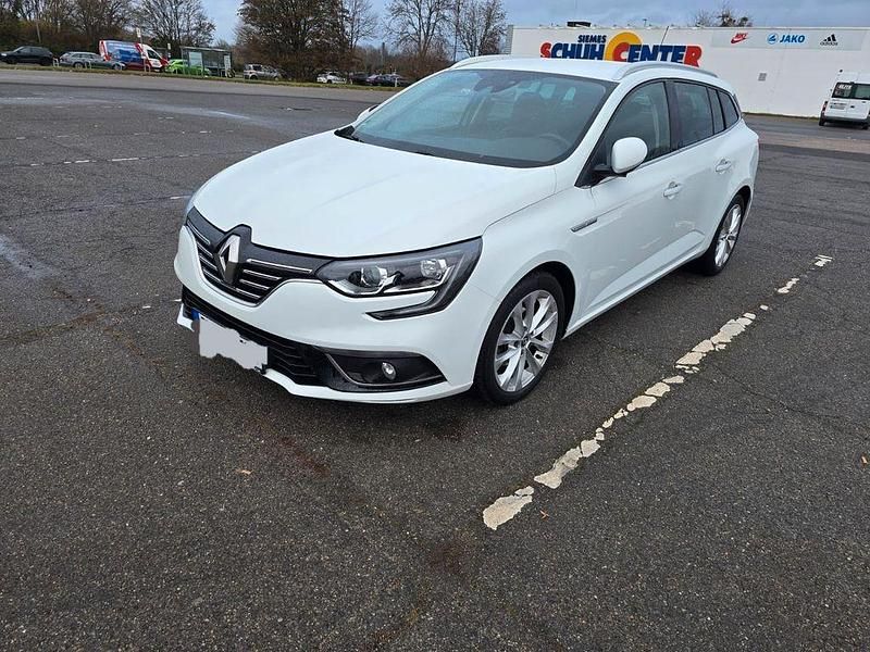 Gebraucht Renault Mégane III Intens 110 PS (80 kW) 2016 Weiß Limousine