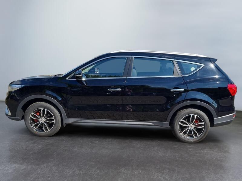 Gebraucht DFSK Fengon 146 PS (107 kW) 2022 Schwarz metallic SUV