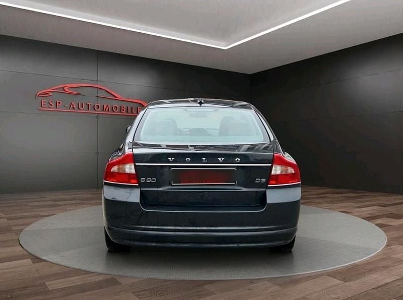 Gebraucht Volvo 240 163 PS (119 kW) 2011 Grau Limousine