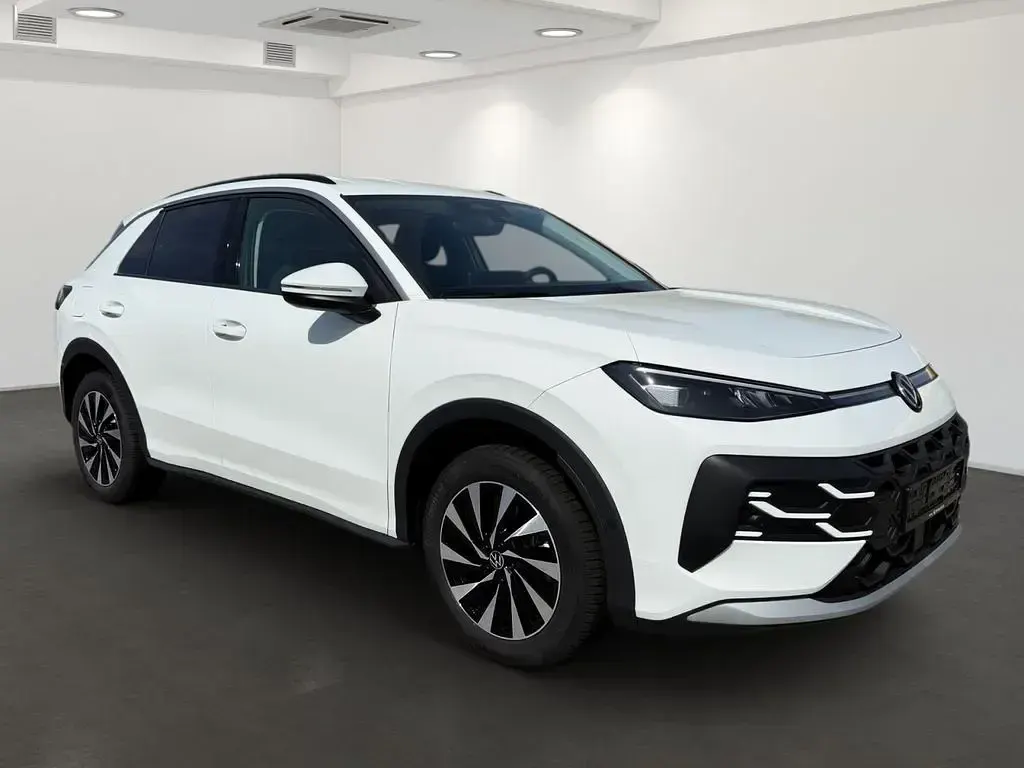 Neu VW T-Roc 116 PS (85 kW) 2026 Pure white uni SUV