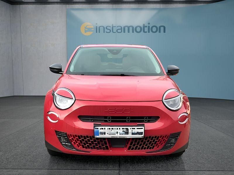 Gebraucht Fiat 600 114 kW (156 PS) 2025 Rot Kleinwagen