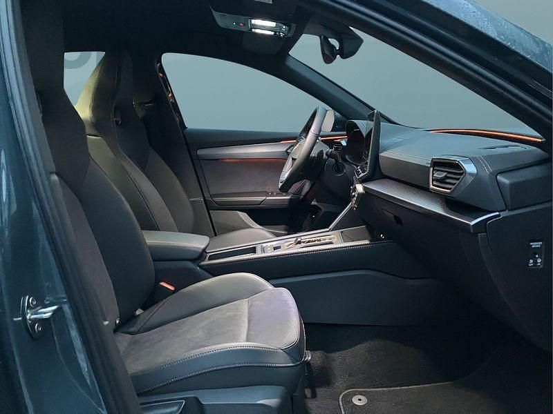 Neu Cupra Formentor 333 PS (244 kW) 2025 Blau SUV