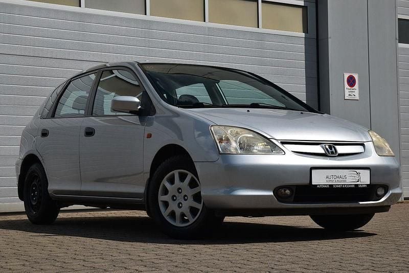 Silber Gebraucht 2003 Honda Civic S Limousine | 2.199 € (Fairer Preis) - Bild 1/4