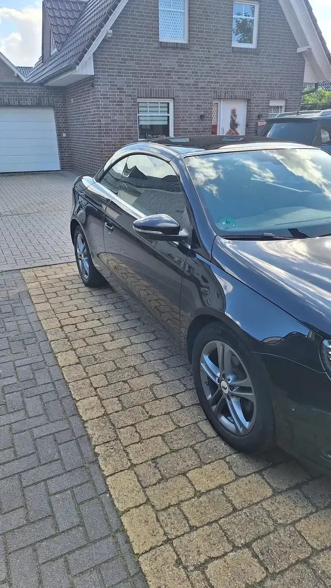 Gebraucht VW Eos 120 PS (88 kW) 2013 Schwarz Cabrio