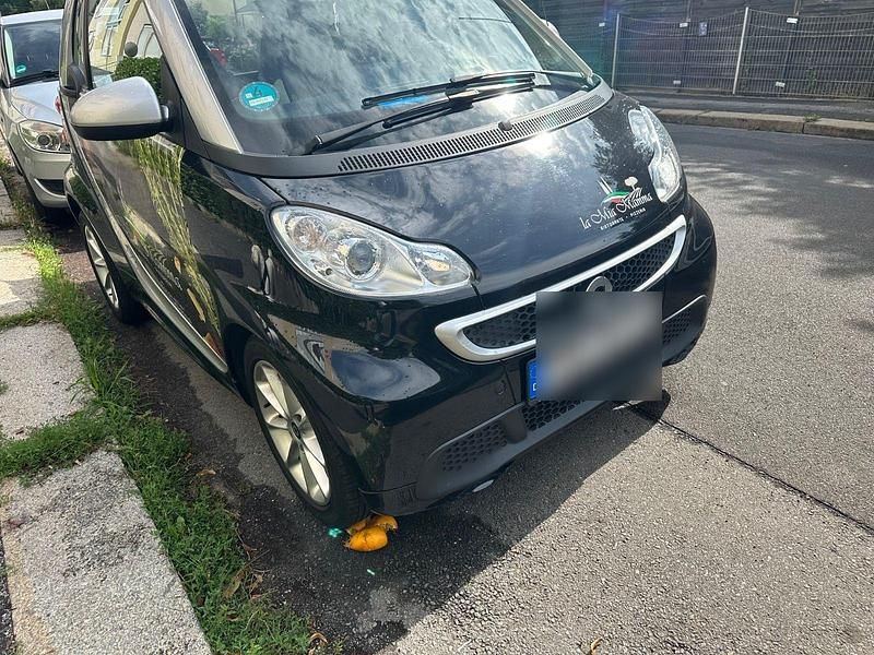 Schwarz Gebraucht 2013 Smart ForTwo Coupé Pure Coupé | 5.299 € (Fairer Preis) - Bild 1/4