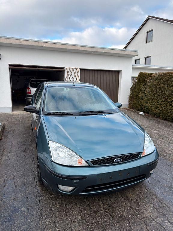 Gebraucht Ford Focus Ghia 120 PS (88 kW) 2002 Grün Limousine
