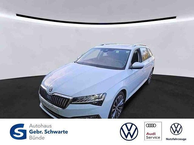 Weiß Gebraucht 2021 Skoda Superb LAURIN & KLEMENT Kombi | 28.870 € (Etwas zu teuer) - Bild 1/3