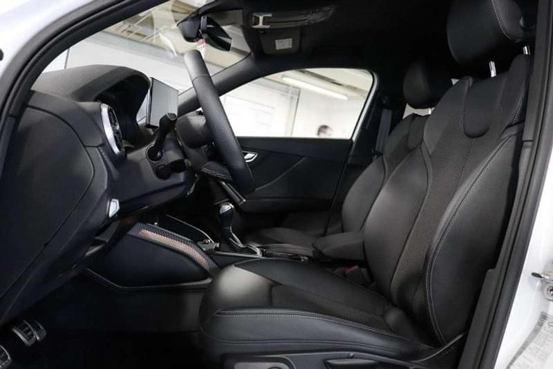 Gebraucht Audi Q2 S-Line 150 PS (110 kW) 2025 Arkonaweiß SUV