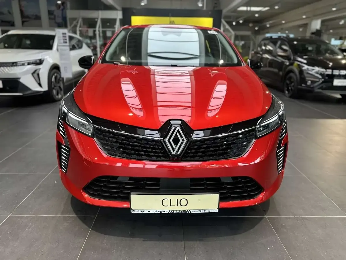 Gebraucht Renault Clio V Evolution 67 PS (49 kW) 2025 Dezirrot metallic Limousine