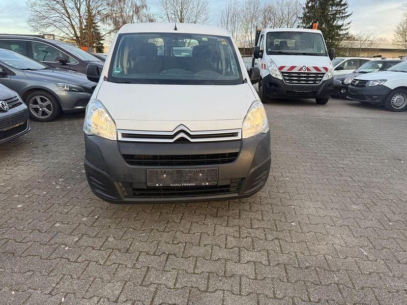 Gebraucht Citroën Berlingo 99 PS (72 kW) 2018 Weiß Van / Kleinbus