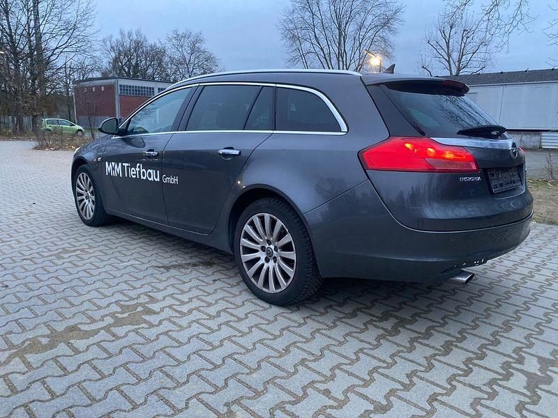 Gebraucht Opel Insignia Cosmo 131 PS (96 kW) 2009 Grau Kombi