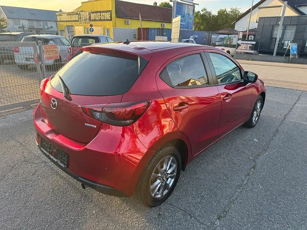 Gebraucht Mazda 2 Exclusive-Line 90 PS (66 kW) 2021 Rot Limousine